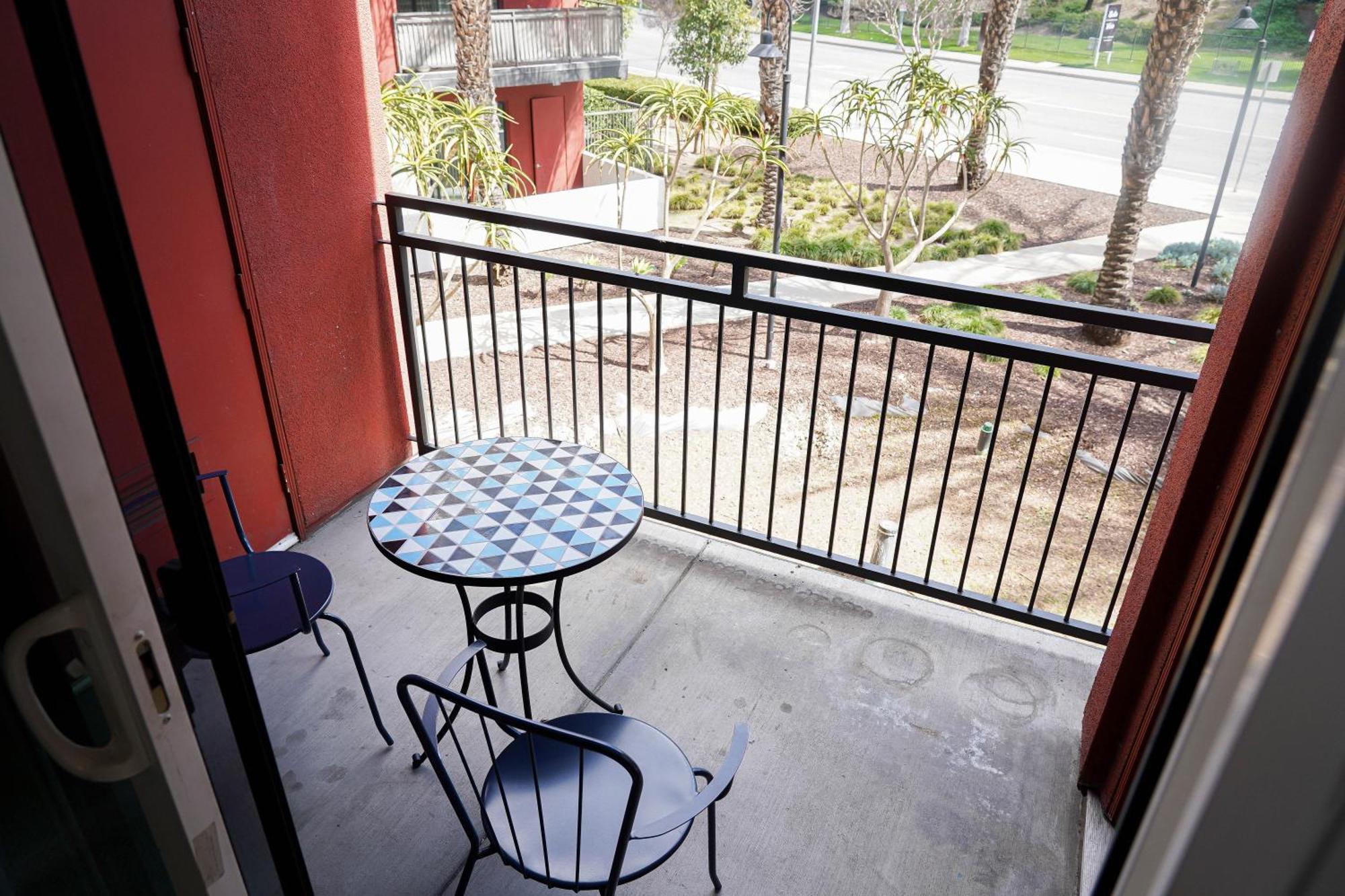Lux 2 Bedroom In Woodland Hills Los Angeles Zewnętrze zdjęcie